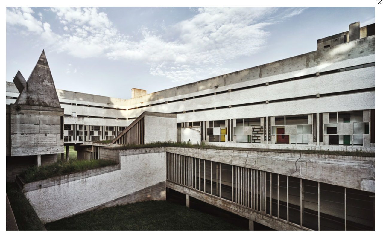 建物 Le Corbusier Couvent de la Tourette Le Couvent de La Tourette – Biennale de Lyon