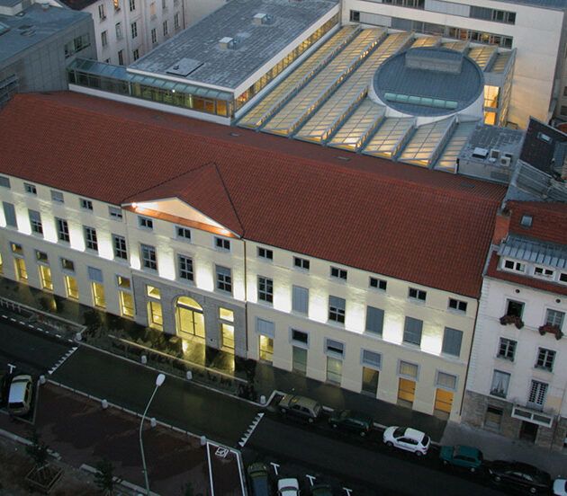 Université Catholique de Lyon Biennale de Lyon